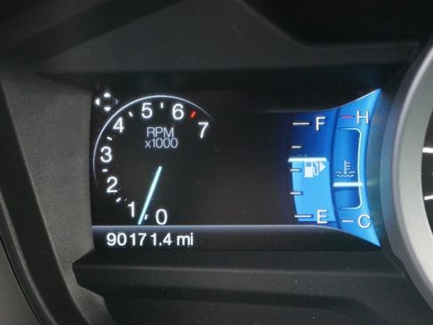 Used 2014 Ford Explorer Limited w/ Equipment Group 301A AWD/4WD image 33