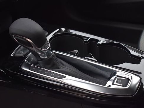 New 2026 Chevrolet Trax LT w/ LT Convenience Package image 23