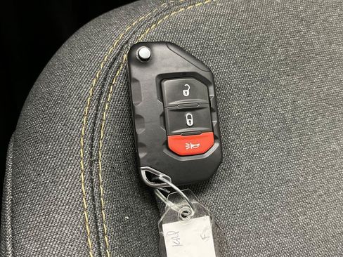 Used 2026 Jeep Wrangler Unlimited Sport AWD/4WD image 25