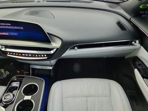 Used 2024 Cadillac Lyriq Luxury RWD image 40