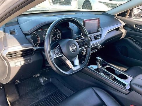 Used 2024 Nissan Altima 2.5 SR image 12