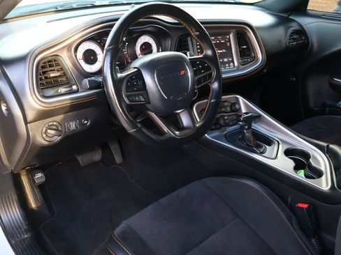 Used 2022 Dodge Challenger R/T Scat Pack image 11