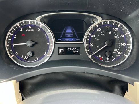 Used 2020 INFINITI QX60 Luxe w/ Essential Package FWD image 13