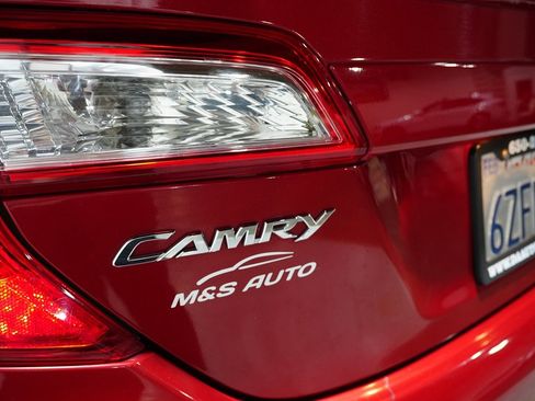 Used 2012 Toyota Camry SE image 7