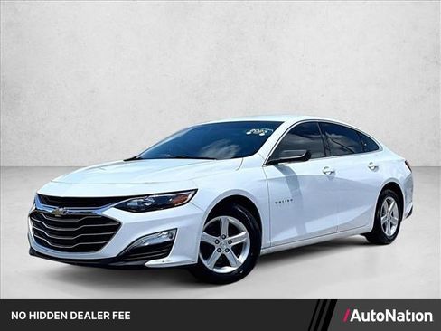 Used 2023 Chevrolet Malibu LS FWD image 1