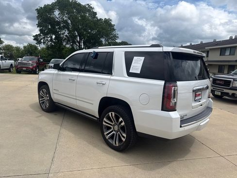 Used 2018 GMC Yukon Denali w/ Denali Ultimate Package AWD/4WD image 3