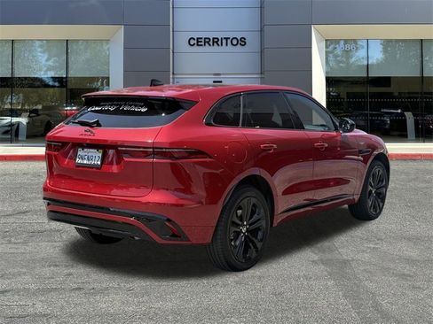 Used 2025 Jaguar F-PACE R-Dynamic S image 5