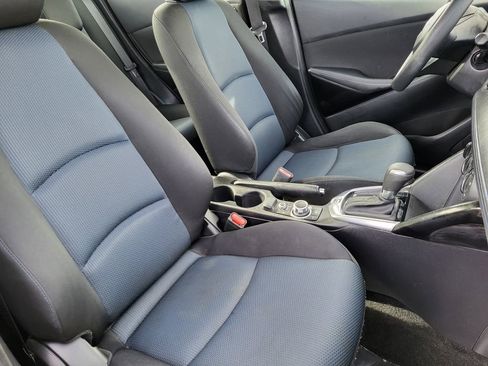 Used 2016 Scion iA image 4