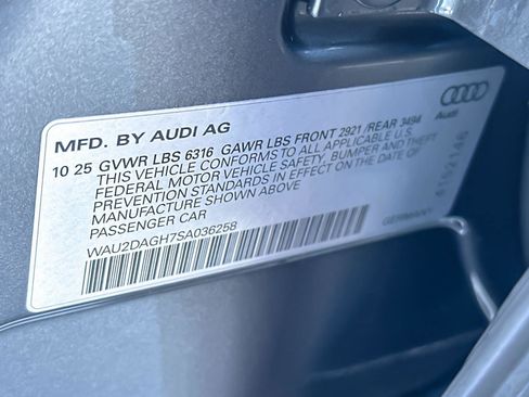 New 2025 Audi A6 e-tron Premium Plus image 26