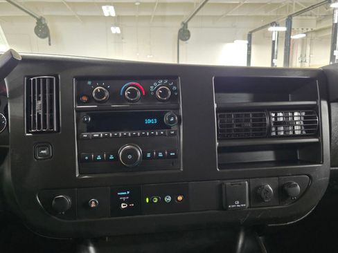 Used 2021 Chevrolet Express 2500 w/ Driver Convenience Package RWD image 28