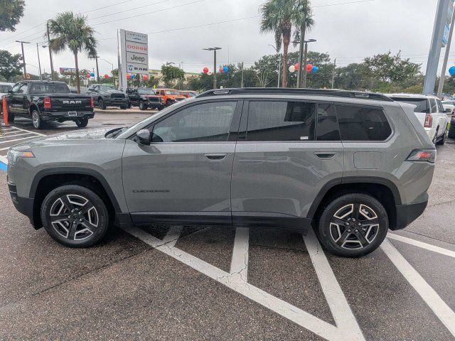 Used 2026 Jeep Cherokee Laredo AWD/4WD image 7