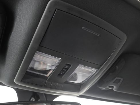 Used 2010 Dodge Challenger R/T RWD image 41