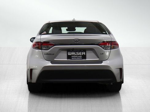 Used 2024 Toyota Corolla LE image 4