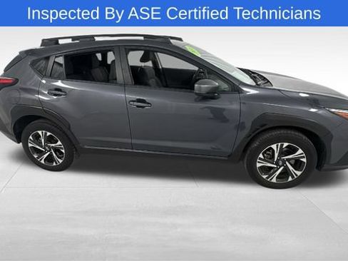 Used 2024 Subaru Crosstrek 2.0i Premium image 2