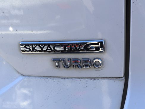 Used 2022 MAZDA CX-5 Signature image 13