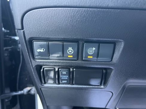 Used 2023 Nissan Armada SL w/ Captain's Chairs Package image 26