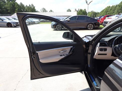 Used 2018 BMW 328d xDrive Wagon AWD/4WD image 42
