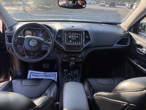 Used 2022 Jeep Cherokee Trailhawk w/ Premium Leather Package image 20