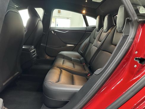 Used 2020 Tesla Model S AWD image 13