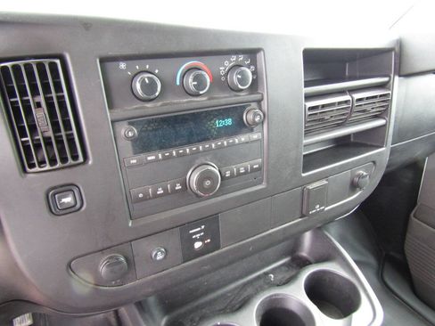 Used 2018 GMC Savana 2500 w/ Driver Convenience Package RWD image 13
