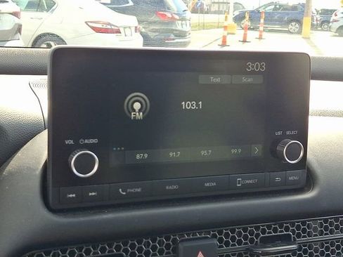 Certified 2023 Honda HR-V Sport image 12