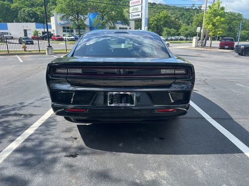 New 2024 Dodge Charger R/T w/ Plus Group image 4