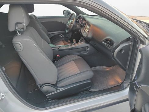 Used 2023 Dodge Challenger SXT image 23