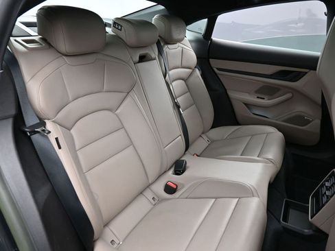 Certified 2022 Porsche Taycan image 27