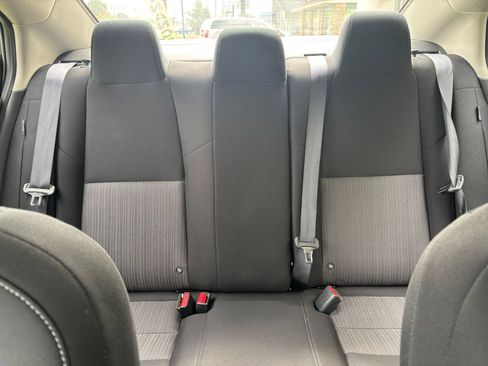 Used 2025 Nissan Sentra SV FWD image 31