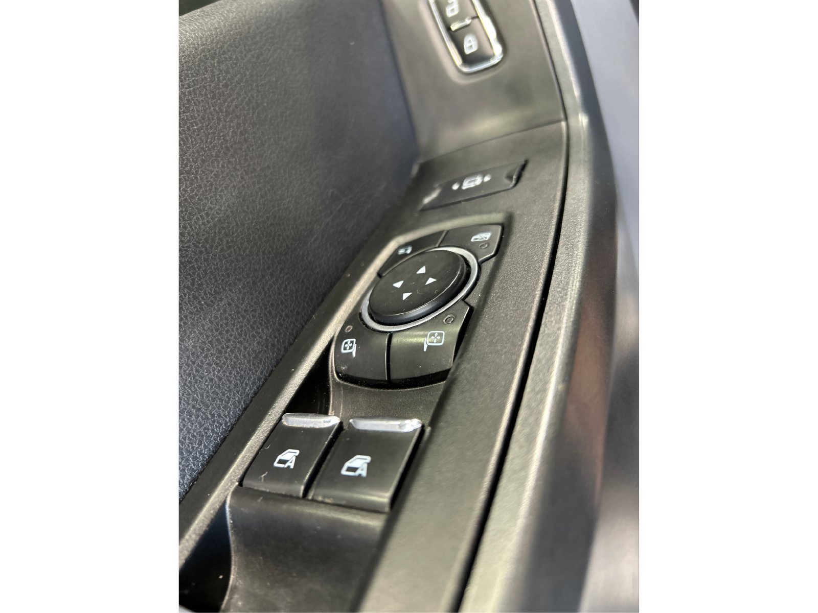 Used 2023 Ford F250 XLT w/ FX4 Off-Road Package AWD/4WD image 29