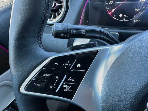 New 2026 Mercedes-Benz GLB 250 4MATIC image 34