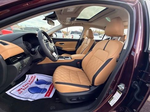 New 2025 Nissan Sentra SV w/ SV Premium Package image 12