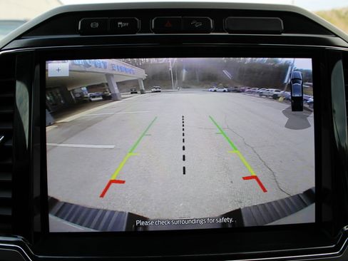 Used 2022 Ford F250 Lariat w/ Lariat Value Package image 29