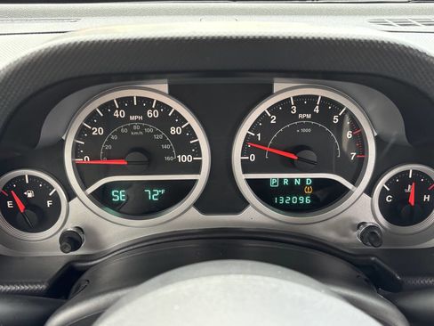 Used 2008 Jeep Wrangler Unlimited Sahara w/ Trailer Tow Group image 24