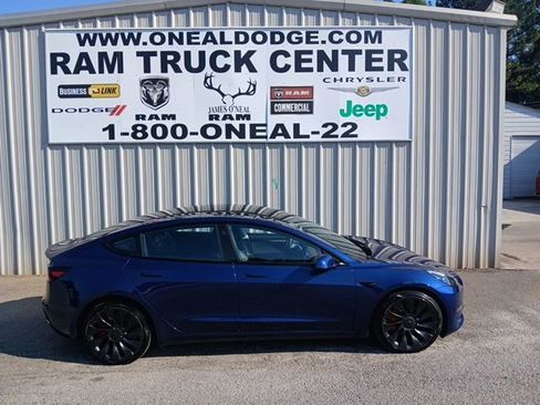 Used 2023 Tesla Model 3 Performance AWD/4WD image 2