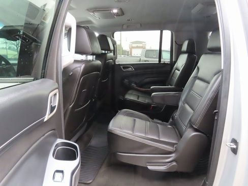 Used 2015 GMC Yukon XL Denali w/ Enhanced Security Package image 20