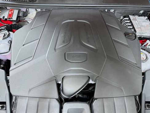 New 2026 Porsche Cayenne E-Hybrid image 31