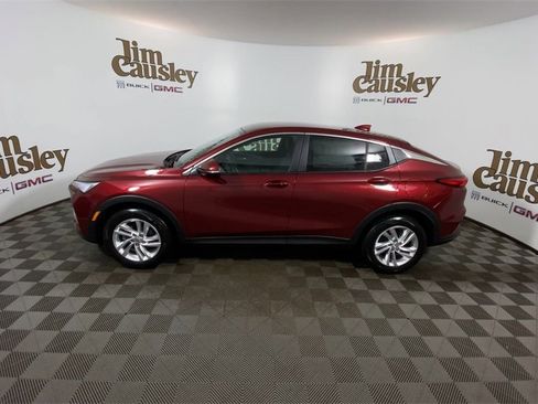 Used 2025 Buick Envista Preferred w/ Convenience I Package image 5