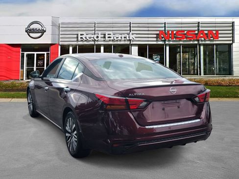 Used 2023 Nissan Altima 2.5 SV FWD image 6