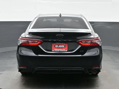 Used 2024 Toyota Camry SE FWD image 5