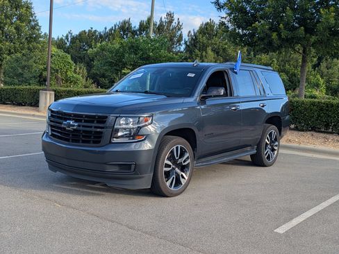 Used 2020 Chevrolet Tahoe LT w/ RST Edition AWD/4WD image 8