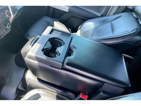 Used 2018 Ford F350 Lariat w/ Lariat Ultimate Package AWD/4WD image 19
