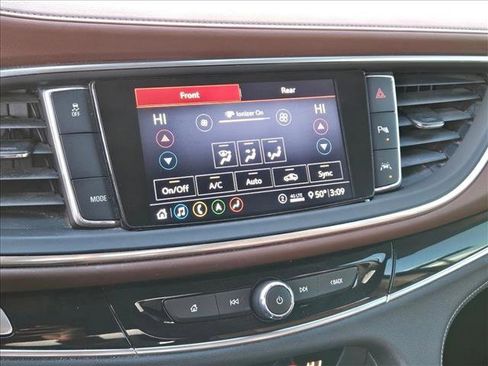Used 2020 Buick Enclave Avenir w/ Avenir Technology Package image 12