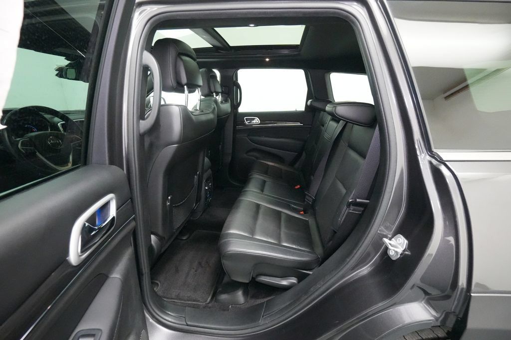 Used 2016 Jeep Grand Cherokee High Altitude AWD/4WD image 22