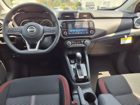 New 2025 Nissan Versa SR w/ Trunk Package image 11