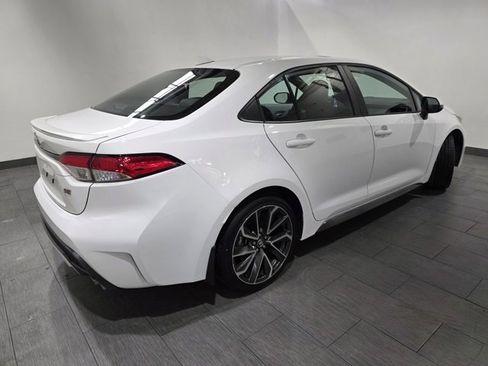 Used 2022 Toyota Corolla SE image 5