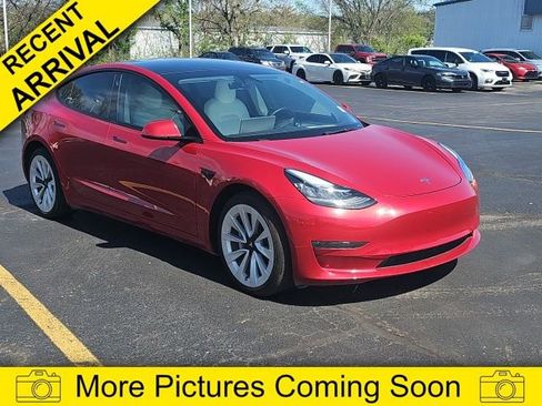 Used 2022 Tesla Model 3 Long Range image 1