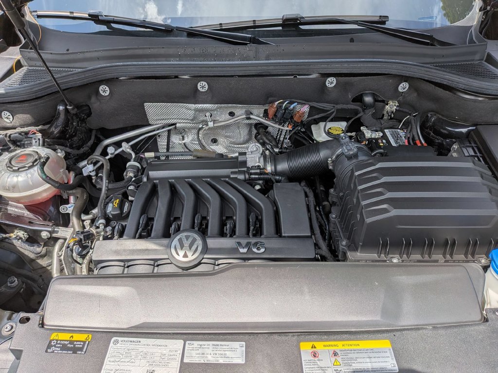 Used 2023 Volkswagen Atlas SEL R-Line AWD/4WD image 34