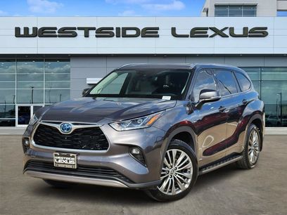 Used 2022 Toyota Highlander Platinum