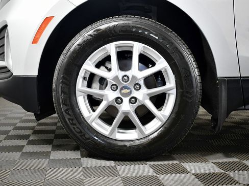 Used 2022 Chevrolet Equinox LT w/ Driver Convenience Package image 50